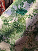 It is a Japanese culture of kimono. You can also go out in style in an antique kimono (^^)
